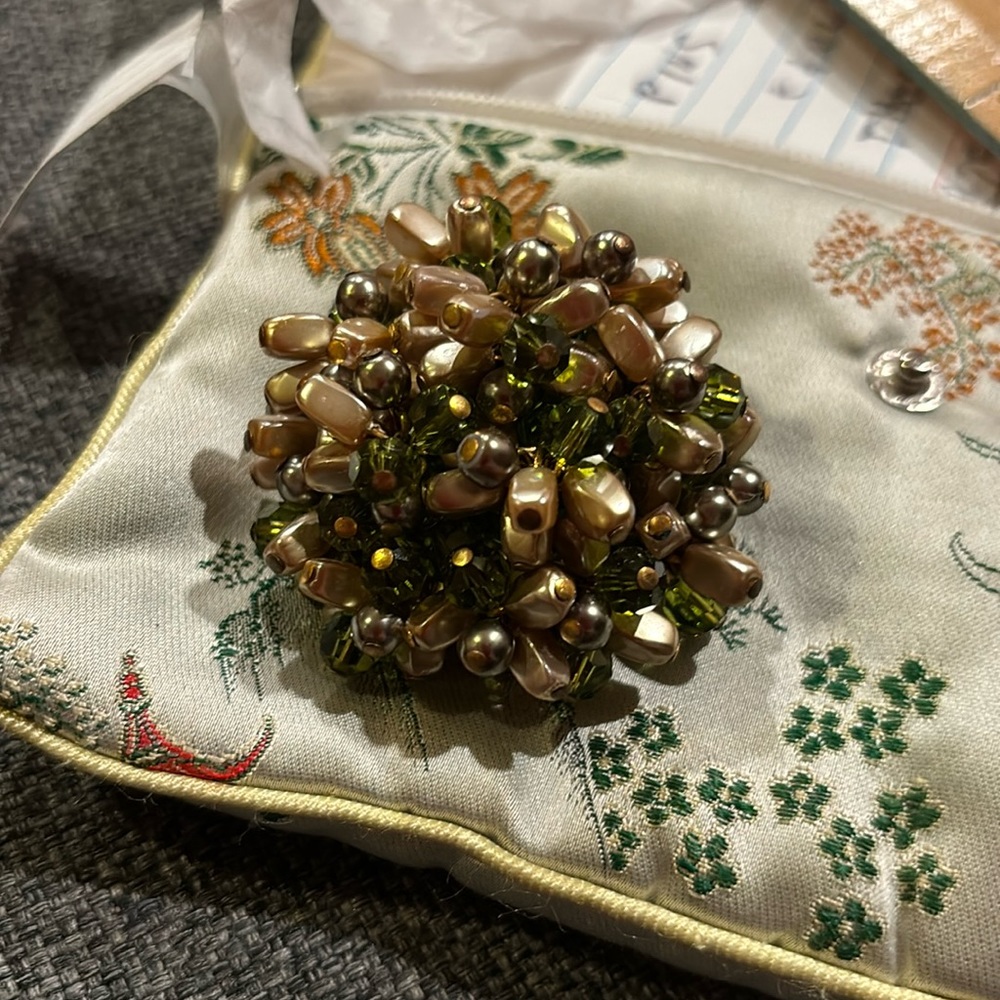 Vintage domed pin